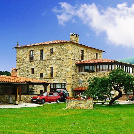 Posada Ribera Del Pas Iruz Luaran gambar