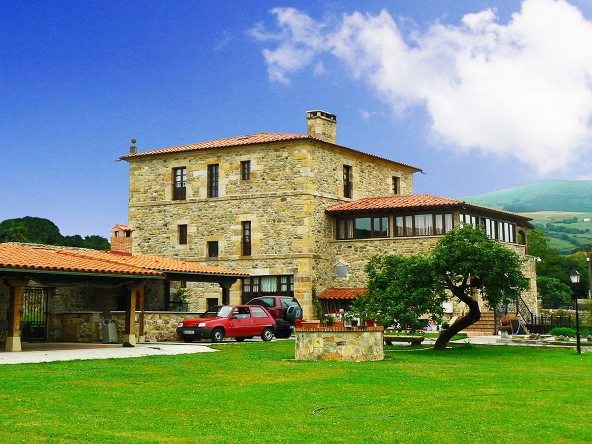 Posada Ribera Del Pas Iruz Luaran gambar